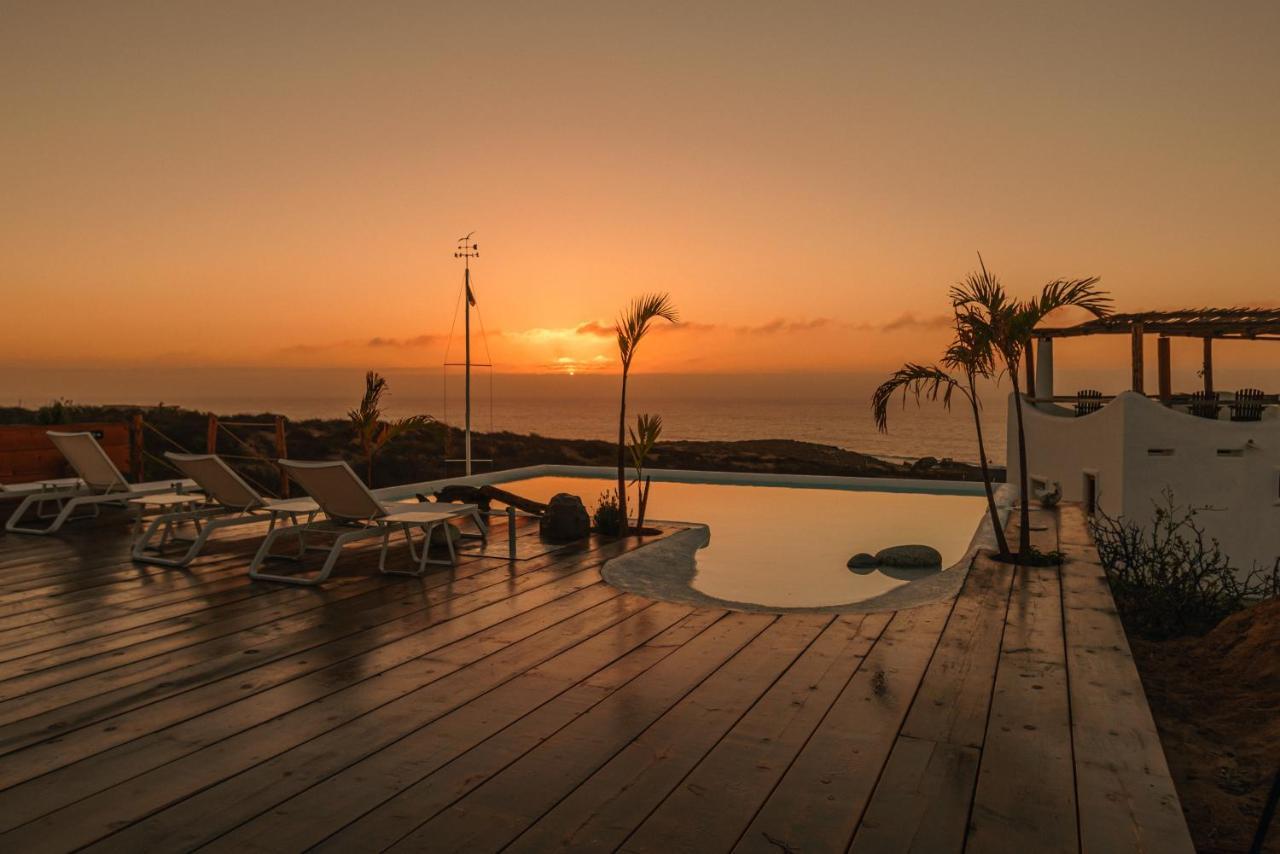 ホテル Nest Baja San José del Cabo エクステリア 写真