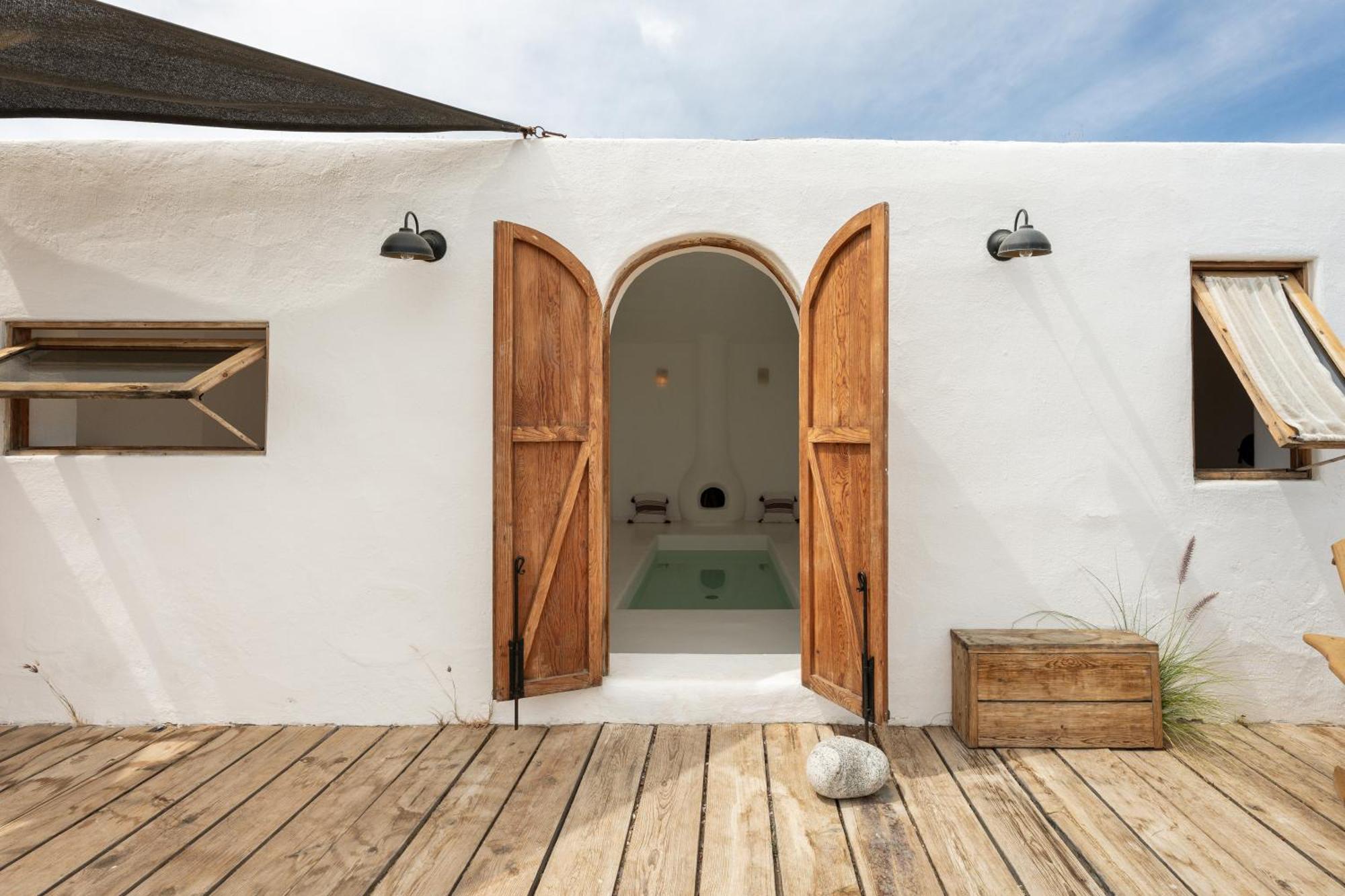 ホテル Nest Baja San José del Cabo エクステリア 写真